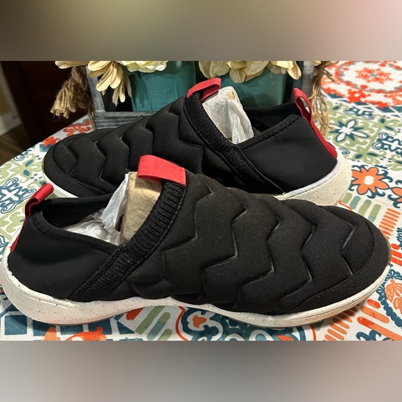 Dr. Scholl's Men's Home and Out Slipper Black Color Size 9.5M, Brand new - Picture 6 of 7